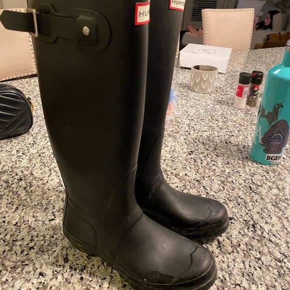 Black Hunter Rain Boots- gently used - Picture 2 of 4